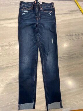 Abercrombie & Fitch Women’s Super Skinny High Rise Jeans 2R 26 X 31